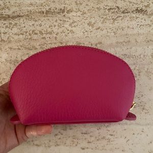 Cuyana mini pouch